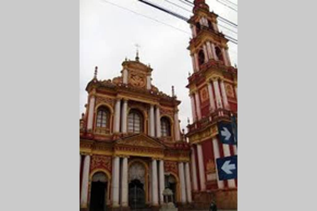 Casa Colonial En Salta Nueva Y Antigua Appartement Buitenkant foto